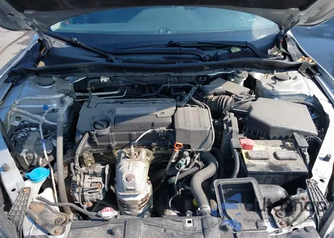 2015 Honda Accord Lx z USA, uszkodzony, nr VIN 1HGCR2F33FA160958